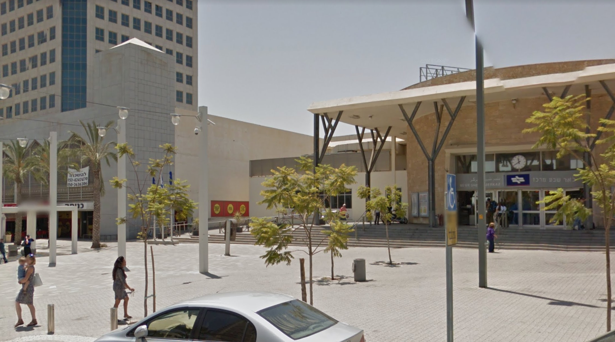 אפס רוכבי אופניים נצפו בתחנת באר שבע מרכז (צילום: גוגל מפות)